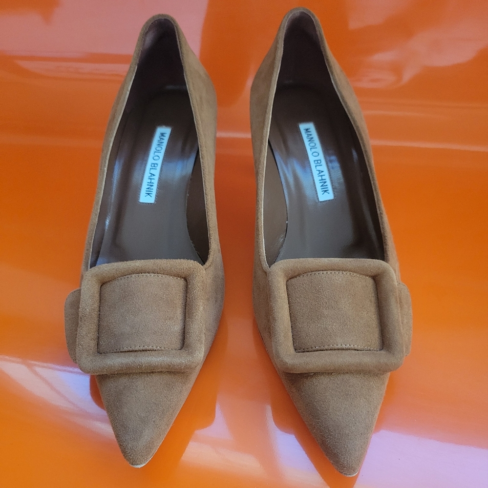 Manolo Blahnik Maysale Suede Buckle Pumps Size 6.5